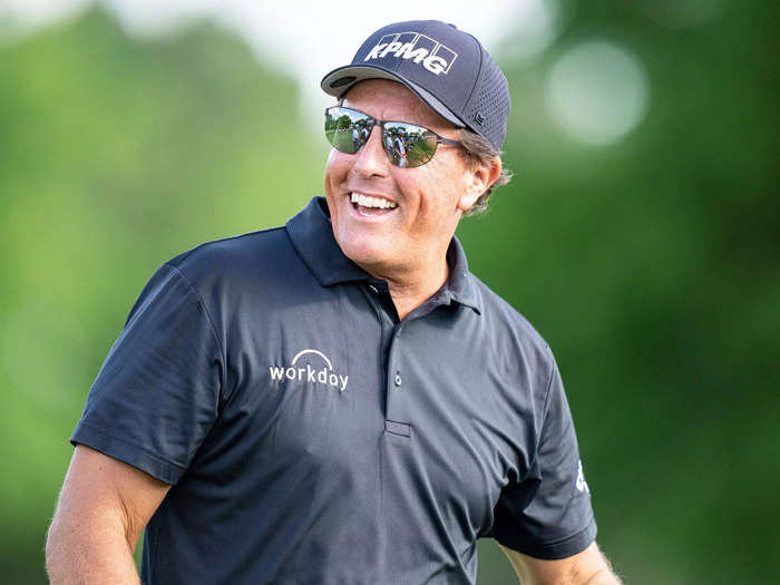 =8. Phil Mickelson - $885 million