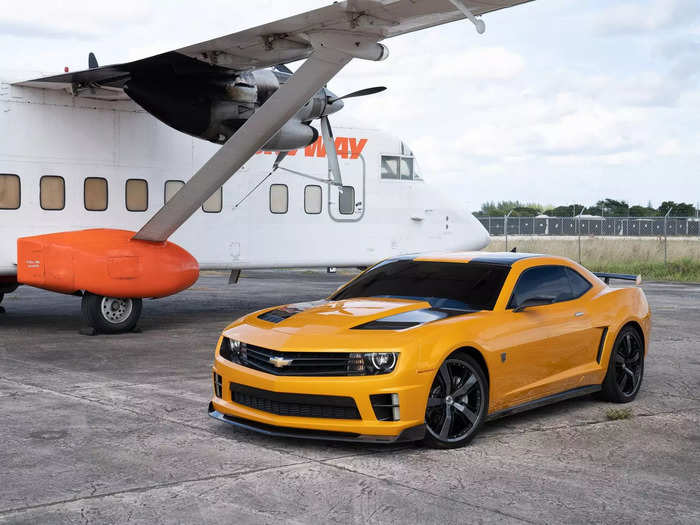 The package includes a 2010 Chevrolet Camaro SS known as "Bumblebee" that appeared in the third "Transformers" installment. The listing doesn