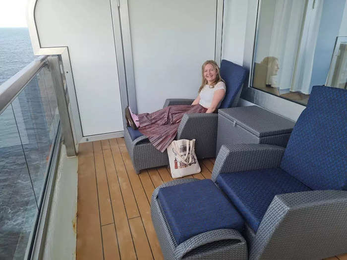 I was then shown the balcony, which had two lounge chairs.