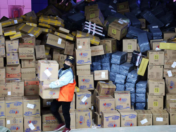 Express delivery, known as "Kuai Di" in China, and one-day waiting times have become an almost everyday expectation for Chinese consumers.