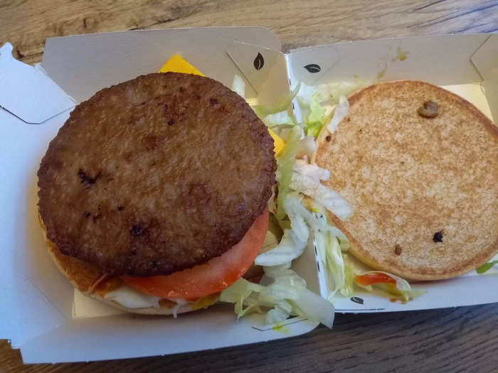 As for the taste, I much preferred the McPlant. It had a rich, meaty flavor and could have fooled me that it was real meat.