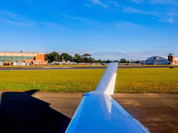 After the brief tour, we climbed into the aircraft for a quick demonstration flight around Long Island. The time from startup to taxi out was just a few minutes and we were on our way to the runway.