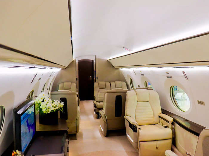 This is the first G700 that Gulfstream has fitted with an interior and flew to Doha in just over 13 hours. A speed record was broken between the two cities, flying 6,711 nautical miles in 13 hours and 16 minutes, even with a full contingent of Gulfstream staff onboard.