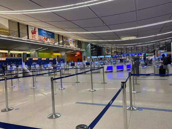 When I arrived, I walked into a completely empty terminal. There were a few souls sleeping on chairs but there was barely anyone at the check-in kiosks or bag drop lines. While I was relieved to see the minimal crowds, I was still happy I budgeted the extra hour.