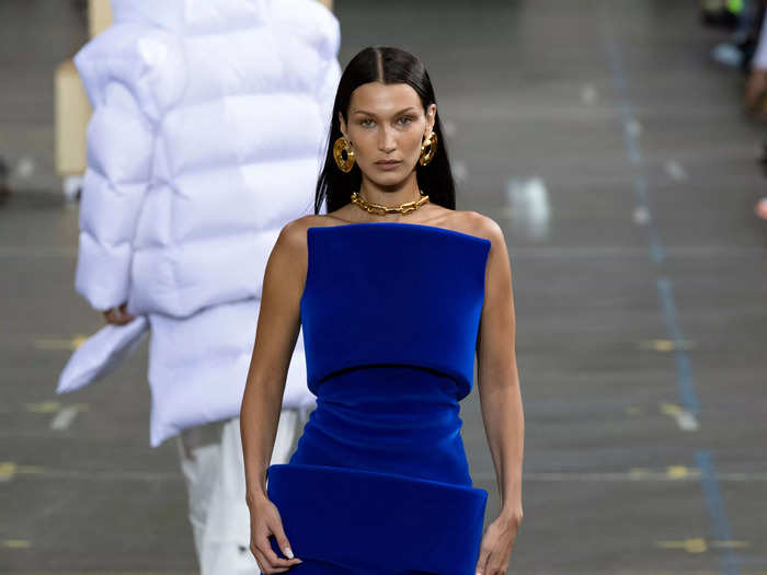 Bella Hadid wore a stunning velvet blue gown for Off-White