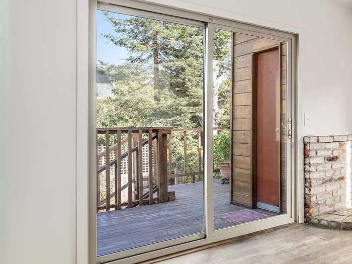 So it should be no surprise that a home in Santa Cruz, California — a coastal city a little over an hour away from San Francisco — sold for over $1 million in late-October.