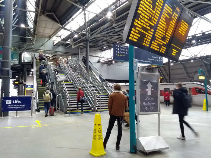 I had to take three trains that day, and a lot of people wore masks ...