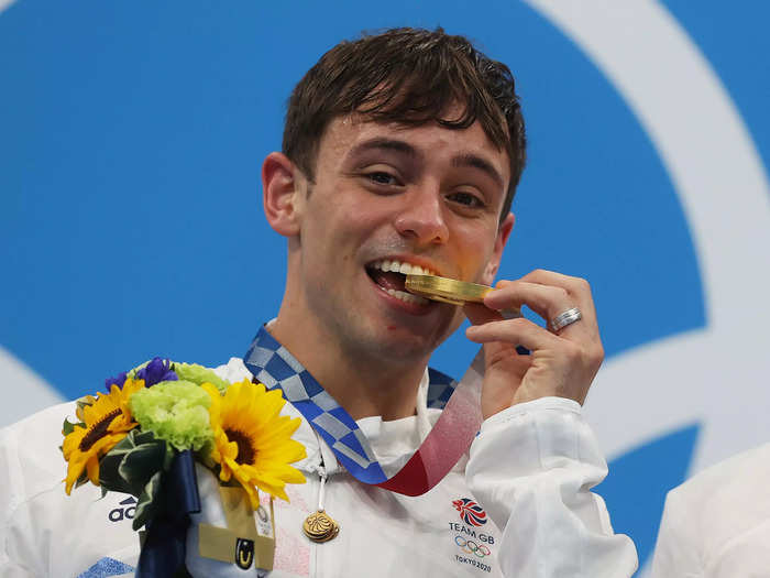 Olympic diver Tom Daley gave an impassioned speech to young LGBTQ people after his emotional gold-medal win.