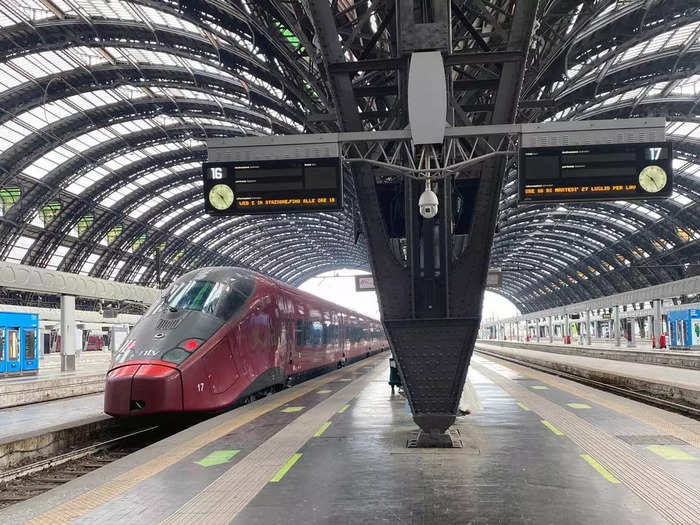 Milan was only a transfer point to reach Rome, and from the city center, I boarded another train to Italy