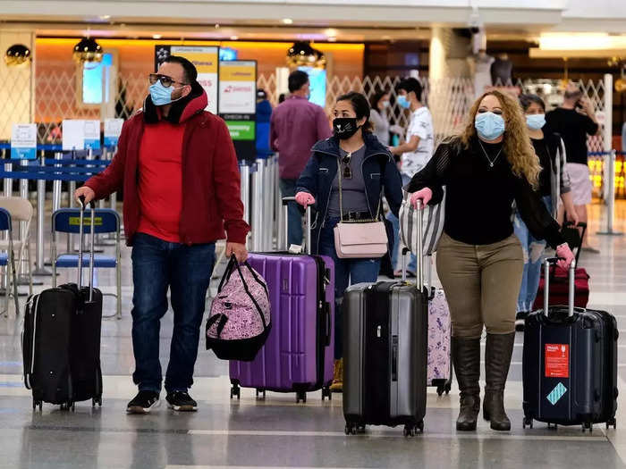 With the busy Christmas travel season drawing near, passengers may be worried whether their flight will leave on time or if they will be left waiting for hours to get to their destination. However, a new study from the US Public Interest Research Group may help shed some light on what to expect.