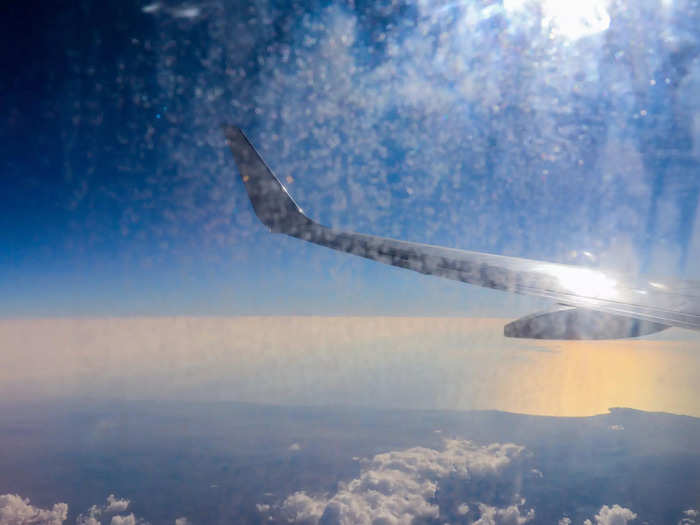 The dirty airplane window and direct sunlight made it hard to sightsee on this flight but there were some good views of the Gulf of California and the Pacific Ocean to be had. It wasn