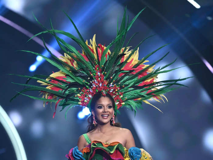 Miss Jamaica chose a colorful minidress and a matching headpiece.