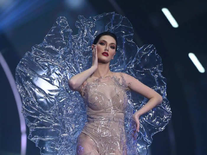 Miss Argentina Julieta Garcia became one with nature in a costume that paid tribute to her country