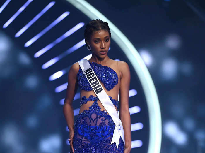 Miss Nigeria Maristella Okpala stunned in a blue gown with bold details.