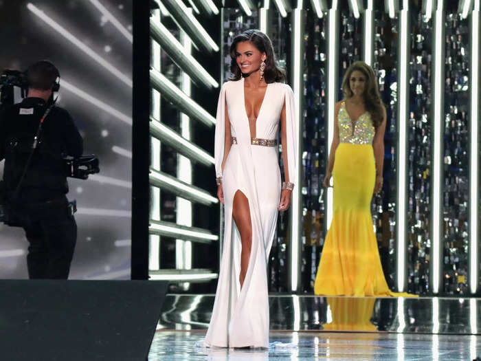 At the 2018 competition, Miss Georgia Alyssa Beasley stunned in a bold white dress.