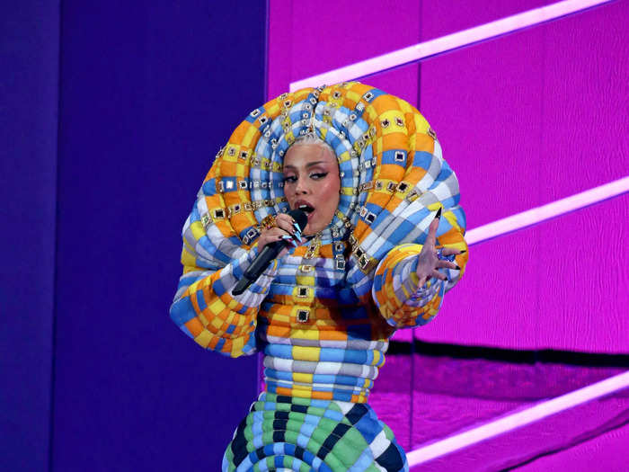 Doja Cat joked that she looked "like a worm" in this structured look at the MTV Video Music Awards in September.