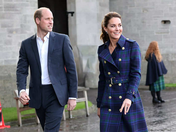 While visiting Scotland, she wore a festive blue and green tartan jacket with gold buttons.