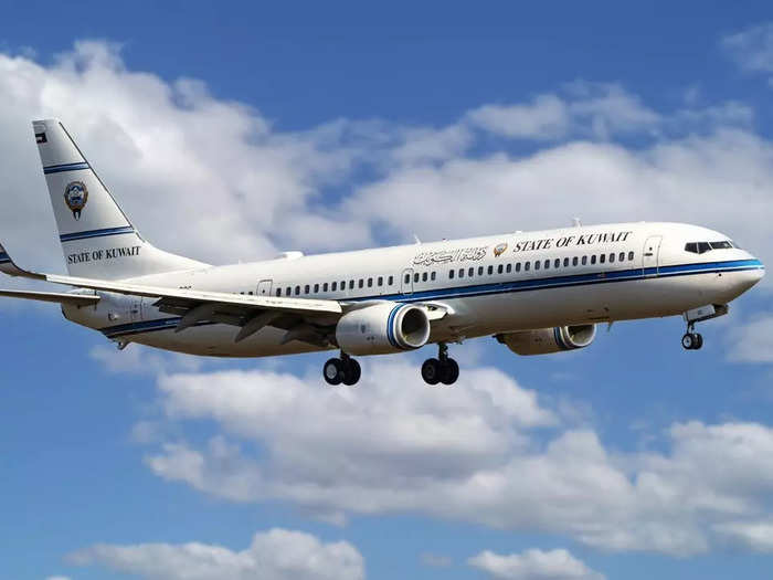 In November 2005, BBJ3 was revealed. The plane was based on the 737-900ER, offering 35% more cabin space than BBJ1 and 11% more cargo capacity than BBJ2.