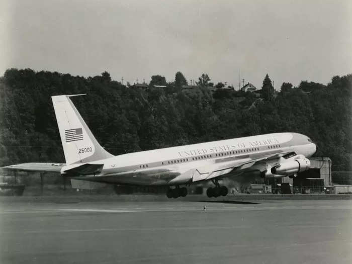 Boeing also developed the VIP VC-137C, which was the first jet aircraft built for presidential use. The plane was a highly-modified 707-320B airliner and carried eight presidents, like John F. Kennedy and Jimmy Carter. The most famous was SAM 26000.