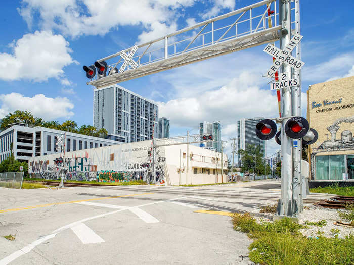 After getting a feel for the neighborhood, I thought there seemed to be two sides to Wynwood: the funky, gritty side and a tech-forward, posh one. The art everywhere seemed to connect the two.