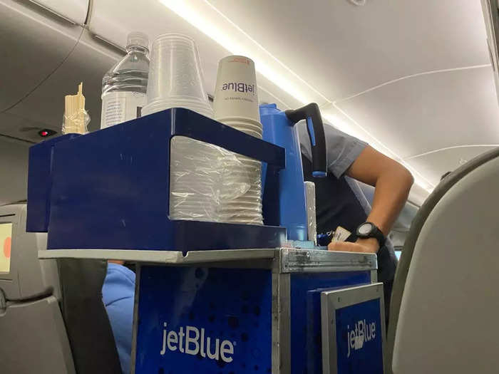 As far as snack and drink offerings on both, there was not a stark difference. The flight attendants handed out simple snacks, like Biscoff cookies on Delta and pretzels on JetBlue, along with beverages like soda, coffee, tea, juice, and water.