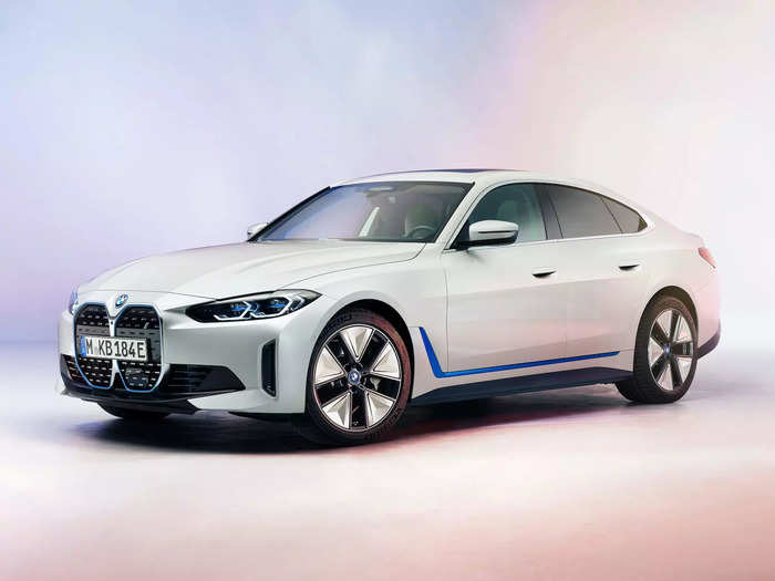 BMW i4