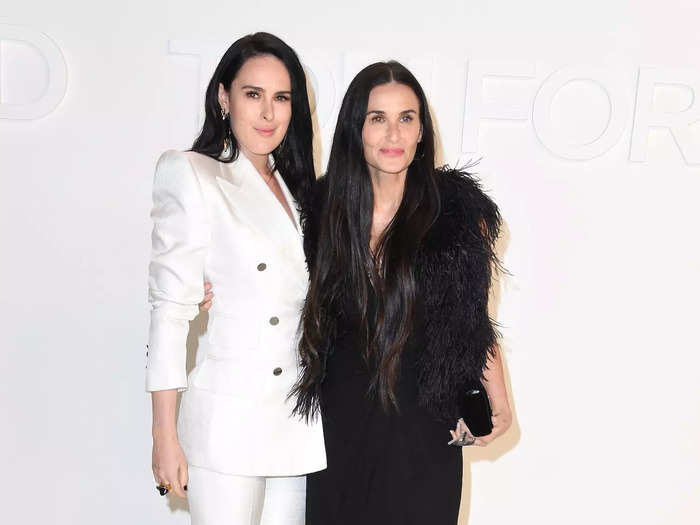 It was tough to tell Demi Moore and Rumer Willis apart at the same event. Luckily, Willis wore a white pantsuit while her mom opted for an edgier black dress.