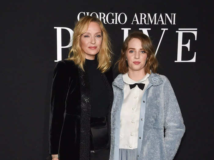 Maya Hawke looked like a brunette version of her mom Uma Thurman when they stood next to each other at a Giorgio Armani event in January 2019.