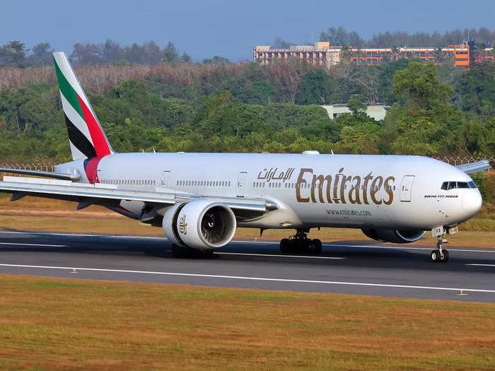 The largest operator of the jet and the launch customer is set to be Emirates, which placed an order for 150 777Xs at the 2013 Dubai Air Show. Since then, Emirates has revised its order to 126.