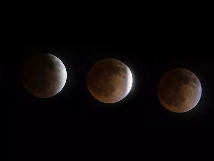 Moon and Mars in December