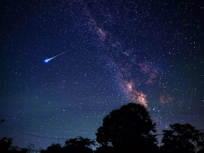 Comet in April-May