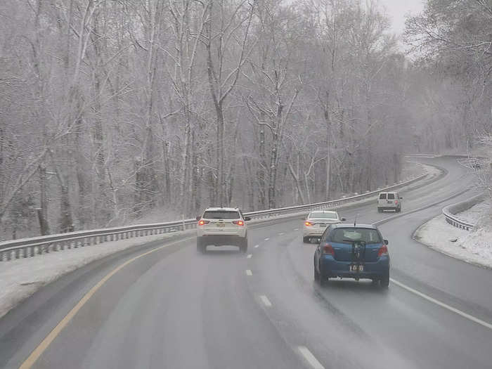 He began to encounter snow in Maryland, tweeting that the scene was "almost like a Christmas card."