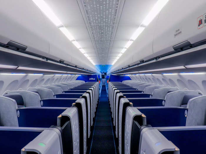 But for the A321neoLRs flying to Europe, JetBlue opted for a low-density configuration of 138 seats split between a business class cabin and economy class cabin.