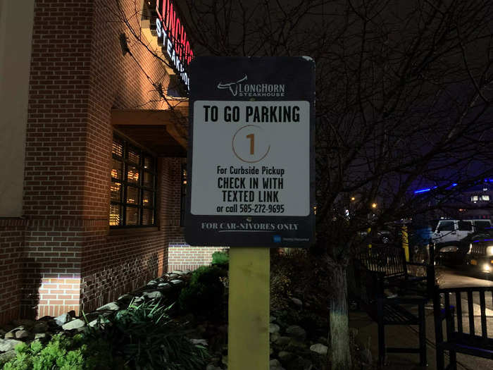 Before even walking inside, I noticed a row of about six or seven parking spots dedicated to customers picking up to-go orders, which have been a major area of growth since 2020.