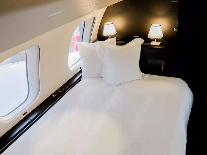 A full bed is rare on a large-cabin private jet aircraft but the sheer size of the Global 7500 allows for such extravagances.