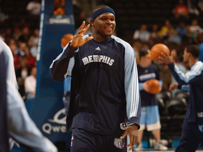 The Clippers trade Zach Randolph to the Grizzlies in 2009.