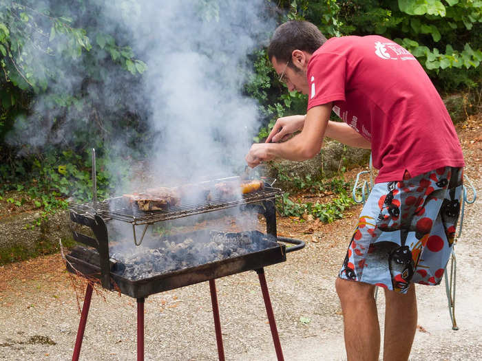 Scott says charcoal is the way to go. Specifically, he says to use wood lump charcoal.