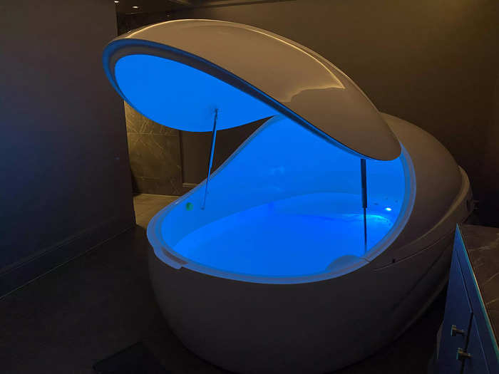 While the cryotherapy and hyperbaric oxygen therapy are designed to energize, the Body Lab