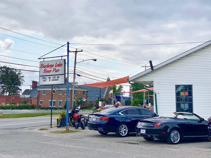 We left Pittsburgh en-route to Cincinnati, Ohio, stopping at Buckeye Lake State Park to stretch our legs and grab lunch.