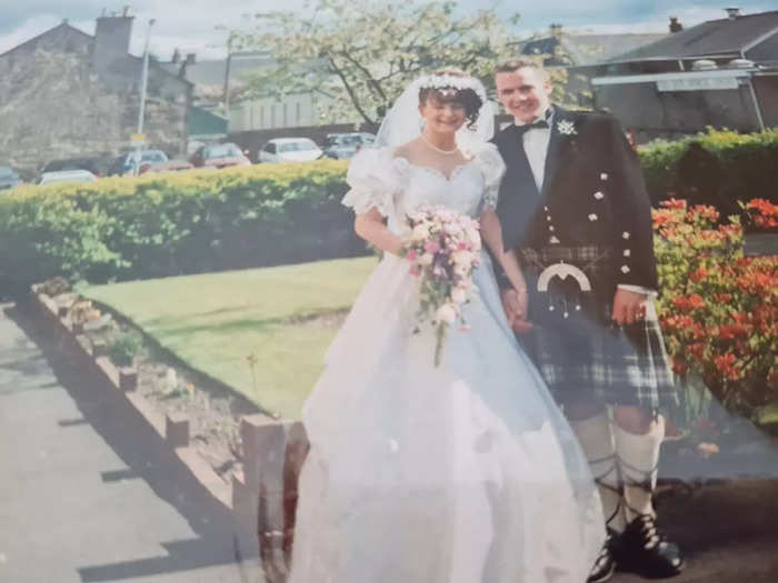 Men wear kilts at important celebrations, such as school proms, weddings, and graduations.