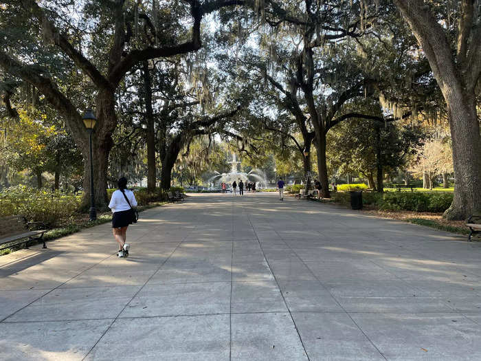 As a New Yorker who walks everywhere I possibly can, I valued the walkability of Savannah.