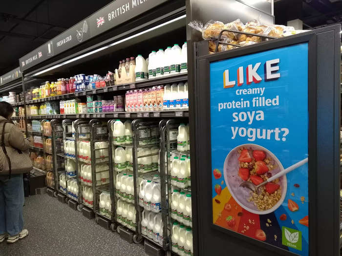 I was surprised to see an Aldi without a middle aisle – but the store was quite compact and Aldi may have relied on the unique shop-and-go format to draw in punters instead.