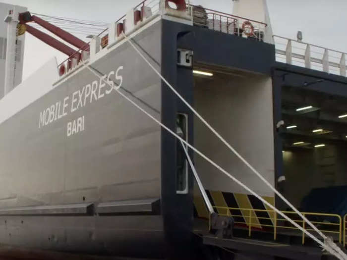 All components, including four sets of the fuselage, are loaded onto a large cargo ship that journeys across the Atlantic to Mobile, which is situated on the Gulf of Mexico.