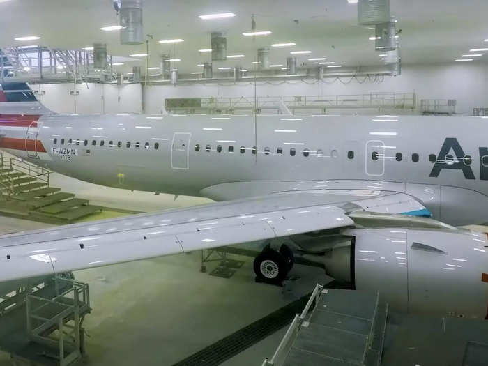 To commemorate the occasion, the airline released a five-part video series documenting each phase of the jet’s assembly, giving aviation enthusiasts a behind-the-scenes look from start to finish.