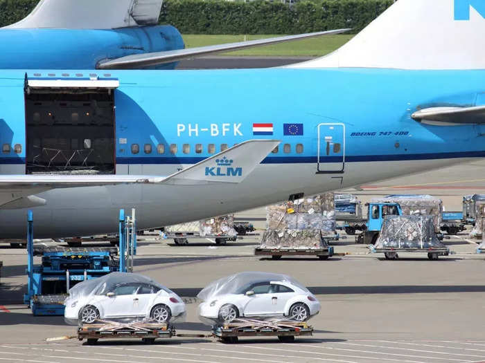 Moreover, the pallets used on the 747 cargo jet can also be used on the 777-8F with different contouring, according to Boeing.