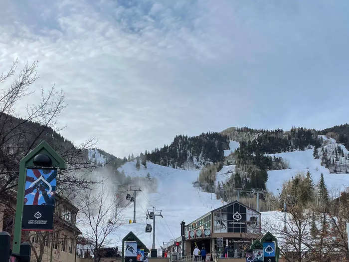 To the west, Aspen Mountain is visible, and its base is just a five-minute drive away.