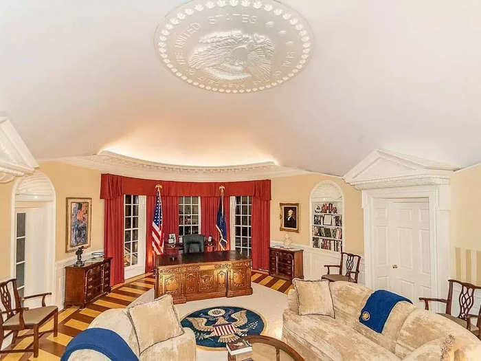 Realtor Jenifer Black told Cleveland.com that the previous owners are "avid history buffs," and started construction on the room in 2015 after becoming progressively interested in the Oval Office after visiting the Gerald Ford presidential library in Michigan.