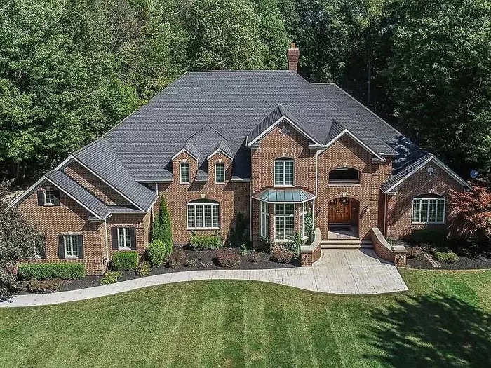 Sitting within a 5-acre estate, this 3-story mansion was put up for sale for $1.85 million.