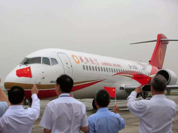 The AJR21, which stands for advanced regional jet, is a small twin-engine jet that first entered commercial service in 2016 with Chengdu Airlines.