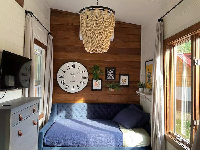 Other homes, like the Juniper, fall in the middle in terms of size and price. The Juniper is 200 square feet and costs $179 a night and has a living area, TV, and storage — something all tiny homes at WeeCasa feature.